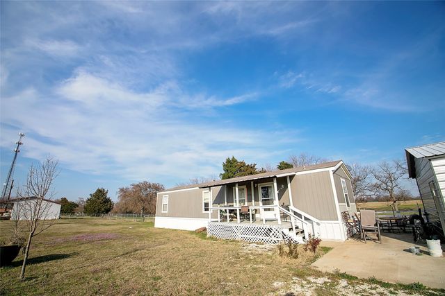 176 Graydon Road, Whitesboro, TX 76273