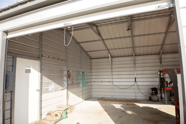 176 Graydon Road, Whitesboro, TX 76273