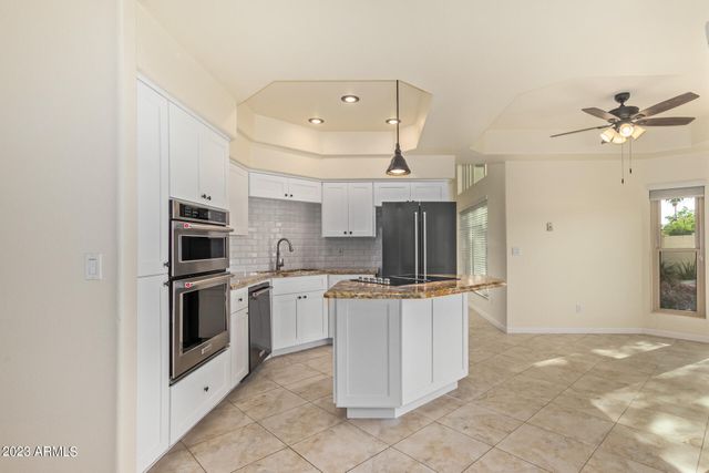 9414 S 51ST Street, Phoenix, AZ 85044