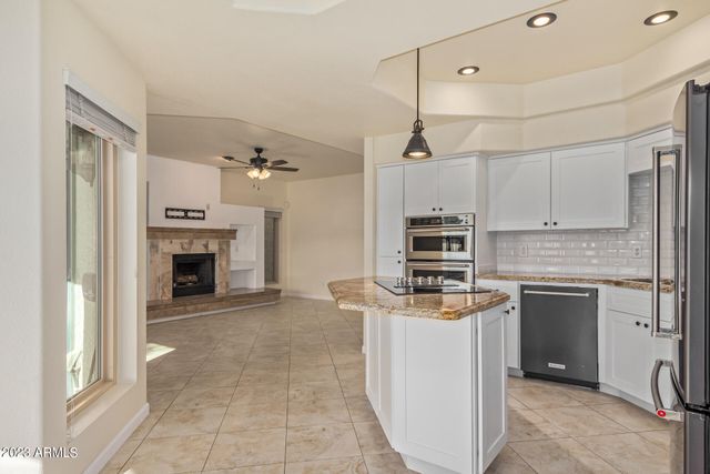 9414 S 51ST Street, Phoenix, AZ 85044