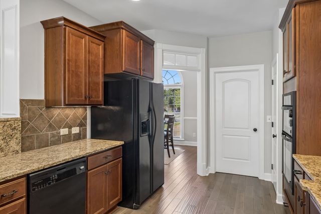 425 Caledonian Ct, Nashville, TN 37211