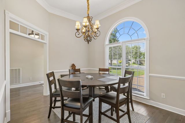 425 Caledonian Ct, Nashville, TN 37211