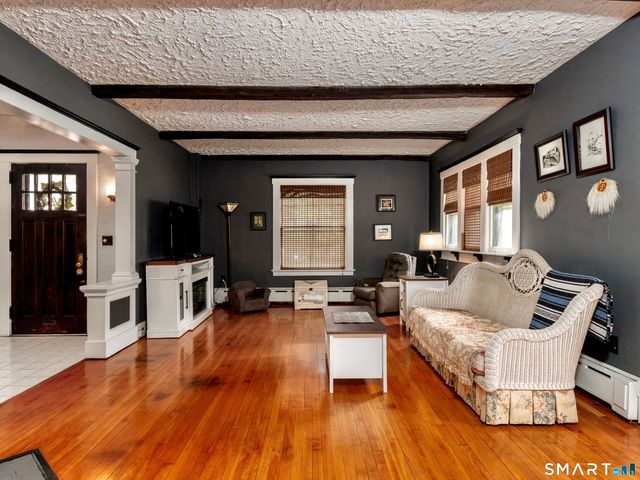 325 South Main Street, Wallingford, CT 06492