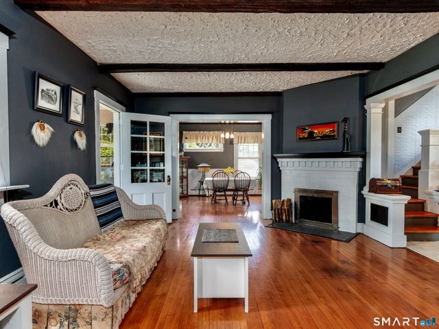 325 South Main Street, Wallingford, CT 06492
