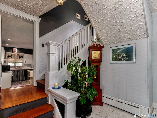 325 South Main Street, Wallingford, CT 06492