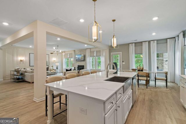 218 Delta Drive, Mcdonough, GA 30253