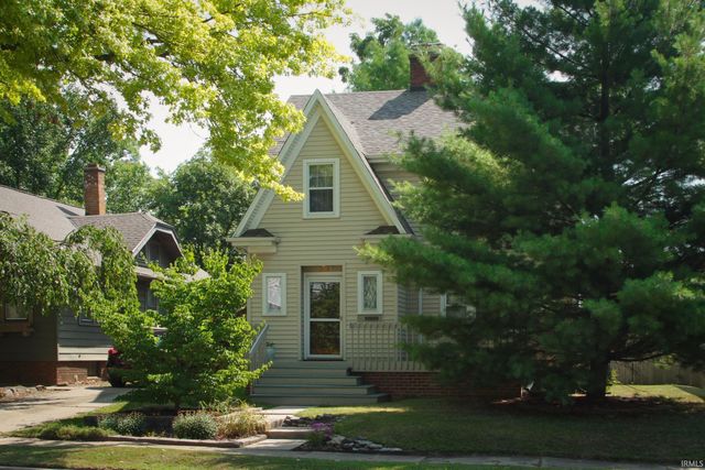 1916 Crescent Avenue, Fort Wayne, IN 46805
