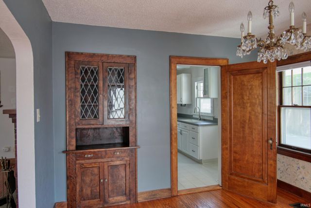 1916 Crescent Avenue, Fort Wayne, IN 46805