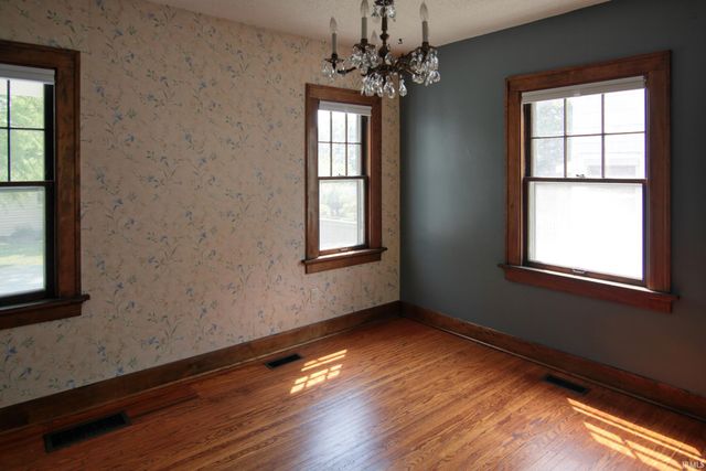 1916 Crescent Avenue, Fort Wayne, IN 46805