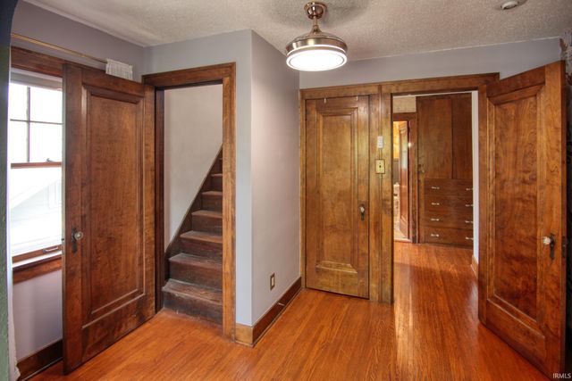 1916 Crescent Avenue, Fort Wayne, IN 46805