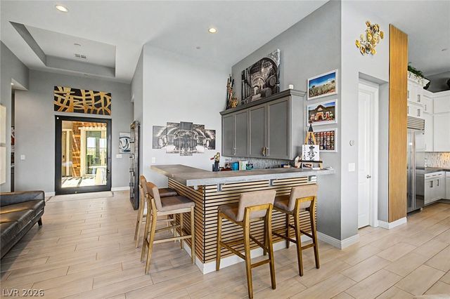 6014 Willow Ridge Court, Las Vegas, NV 89135