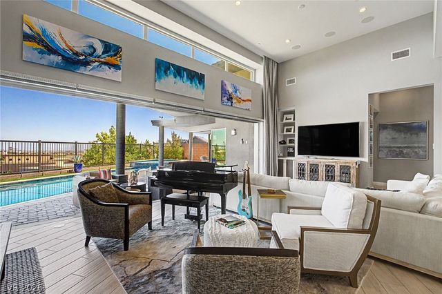 6014 Willow Ridge Court, Las Vegas, NV 89135