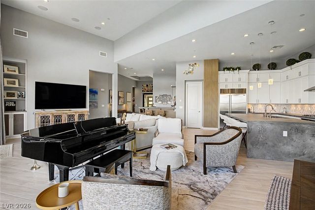 6014 Willow Ridge Court, Las Vegas, NV 89135