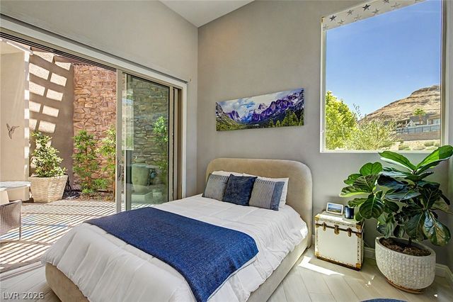 6014 Willow Ridge Court, Las Vegas, NV 89135