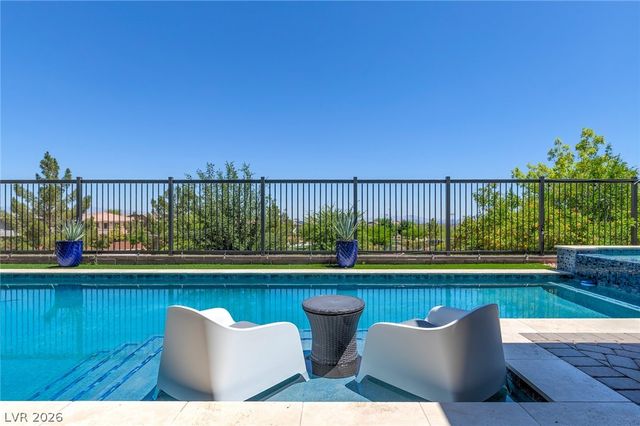 6014 Willow Ridge Court, Las Vegas, NV 89135