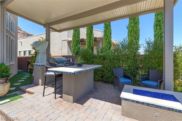 6014 Willow Ridge Court, Las Vegas, NV 89135