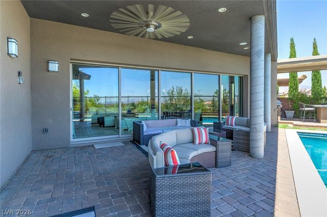 6014 Willow Ridge Court, Las Vegas, NV 89135