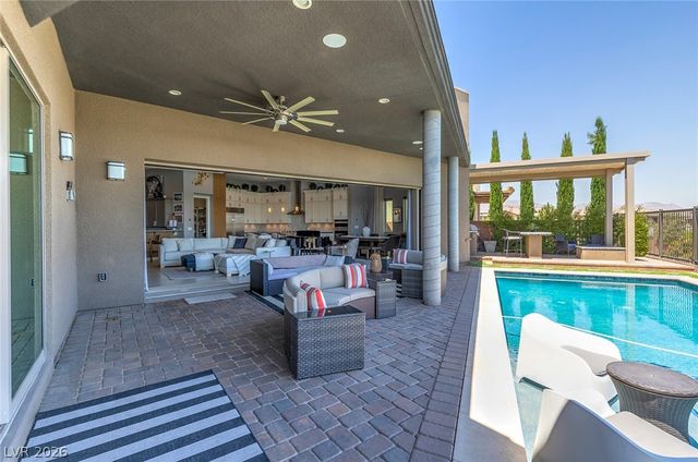 6014 Willow Ridge Court, Las Vegas, NV 89135