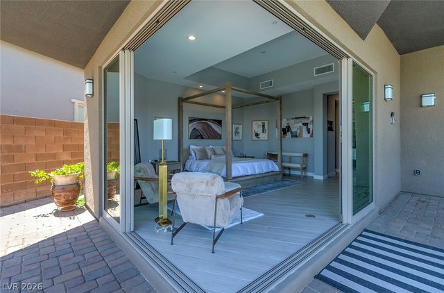 6014 Willow Ridge Court, Las Vegas, NV 89135
