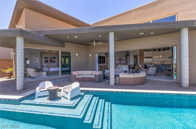 6014 Willow Ridge Court, Las Vegas, NV 89135