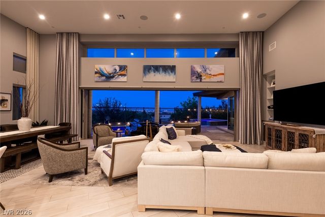 6014 Willow Ridge Court, Las Vegas, NV 89135