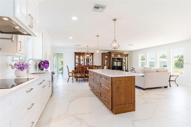 13797 PINECREST DRIVE, Largo, FL 33774