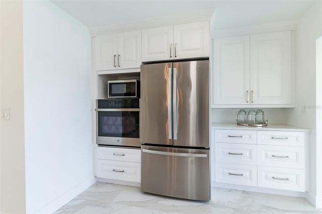 13797 PINECREST DRIVE, Largo, FL 33774