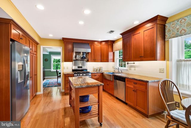 105 LAKEVIEW DR, Coatesville, PA 19320