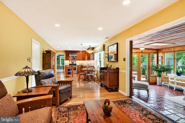 105 LAKEVIEW DR, Coatesville, PA 19320