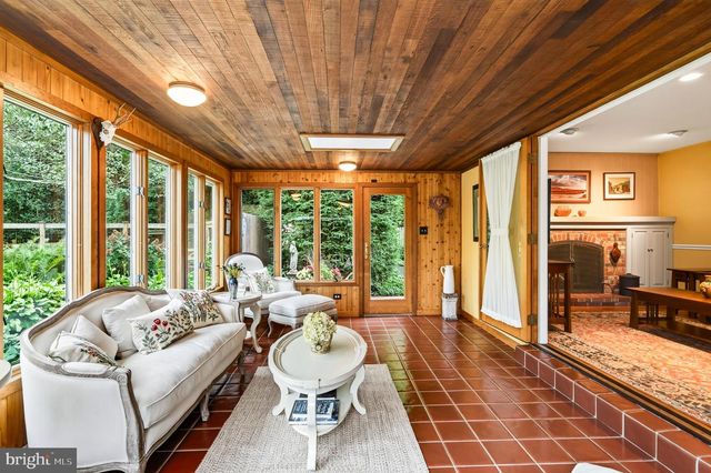105 LAKEVIEW DR, Coatesville, PA 19320