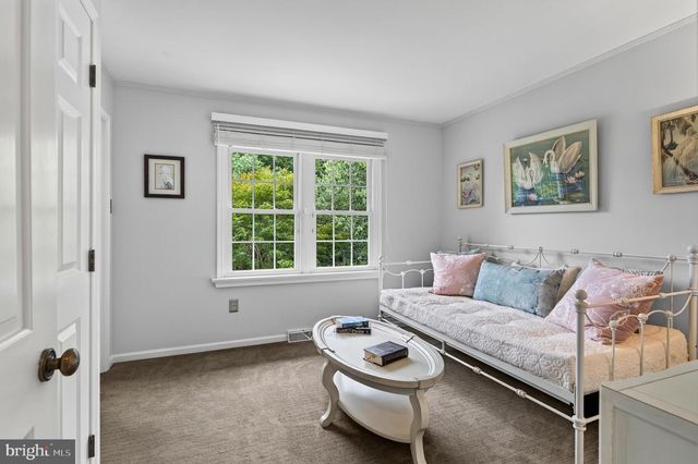 105 LAKEVIEW DR, Coatesville, PA 19320