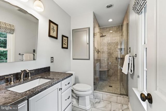 105 LAKEVIEW DR, Coatesville, PA 19320