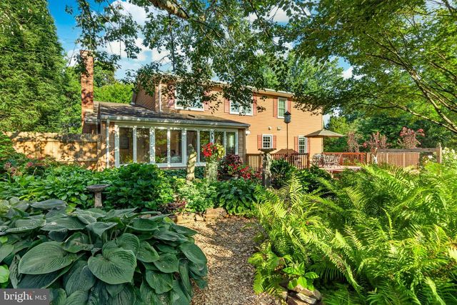105 LAKEVIEW DR, Coatesville, PA 19320
