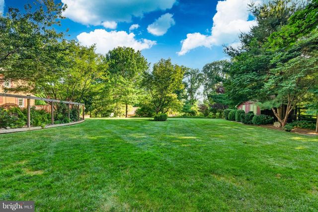 105 LAKEVIEW DR, Coatesville, PA 19320