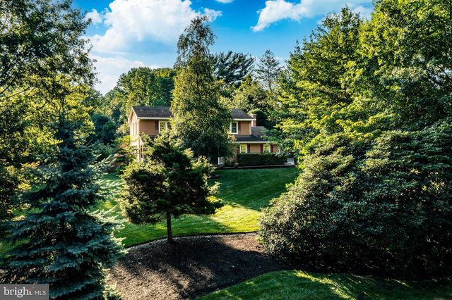 105 LAKEVIEW DR, Coatesville, PA 19320