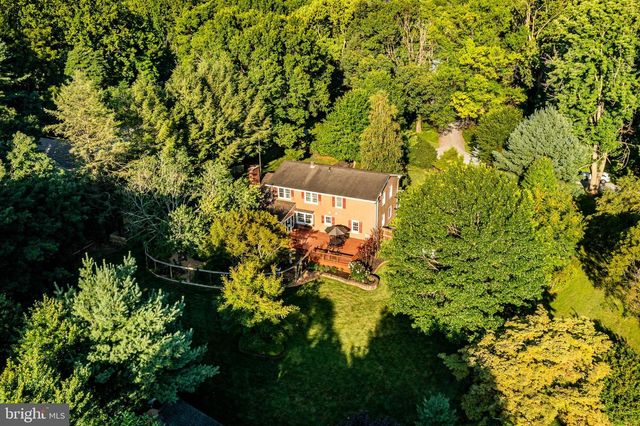 105 LAKEVIEW DR, Coatesville, PA 19320