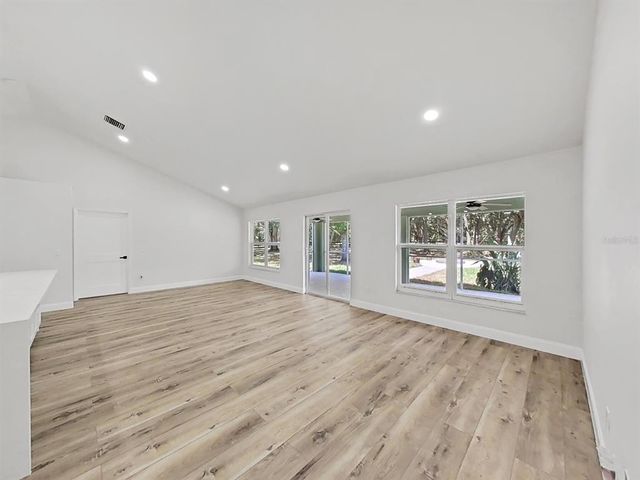 106 CORBETT ROAD, Lithia, FL 33547