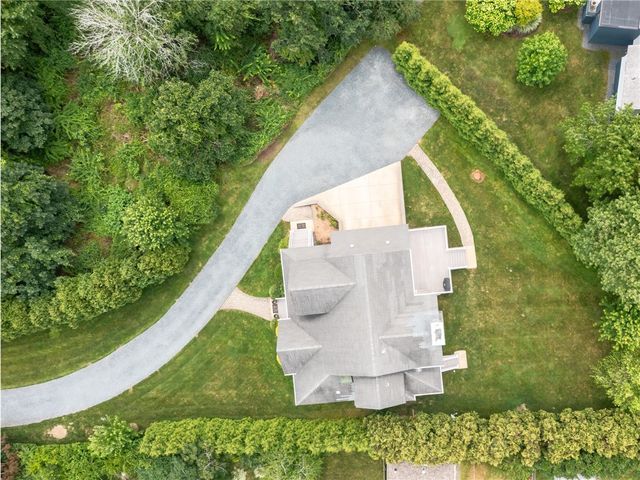 75 Wood Street, Bristol, RI 02809