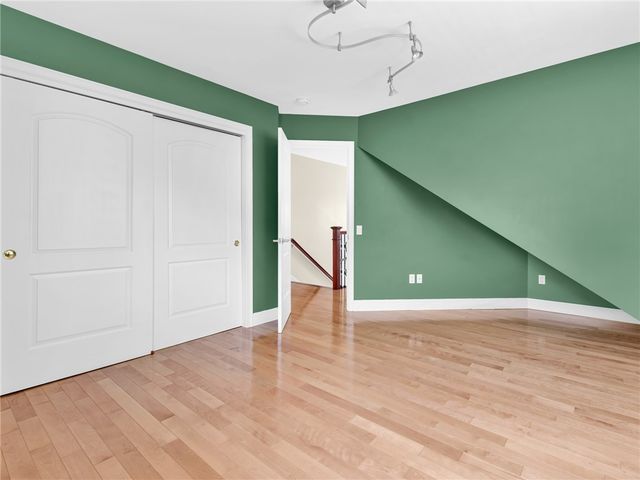 75 Wood Street, Bristol, RI 02809