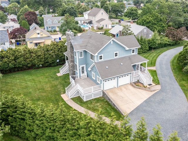 75 Wood Street, Bristol, RI 02809