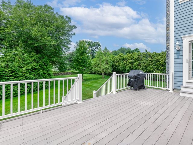 75 Wood Street, Bristol, RI 02809