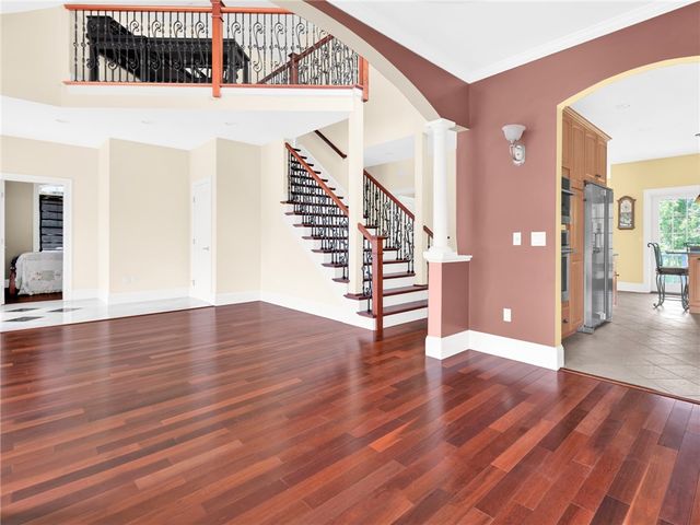 75 Wood Street, Bristol, RI 02809