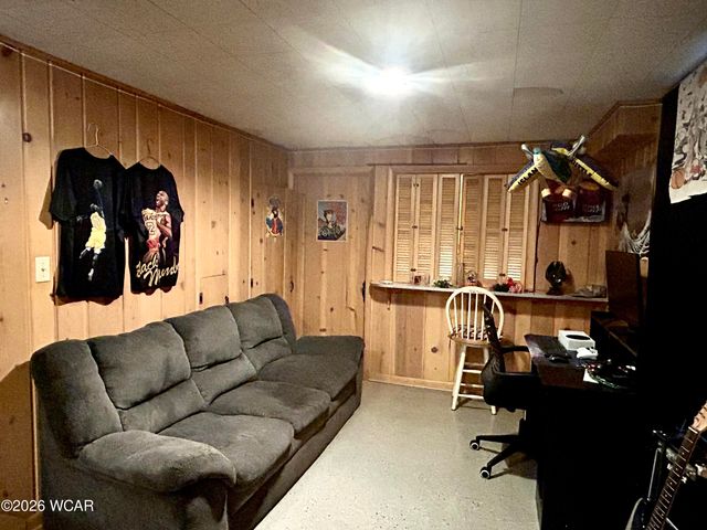 2160 Grimmwood Drive, Lima, OH 45806