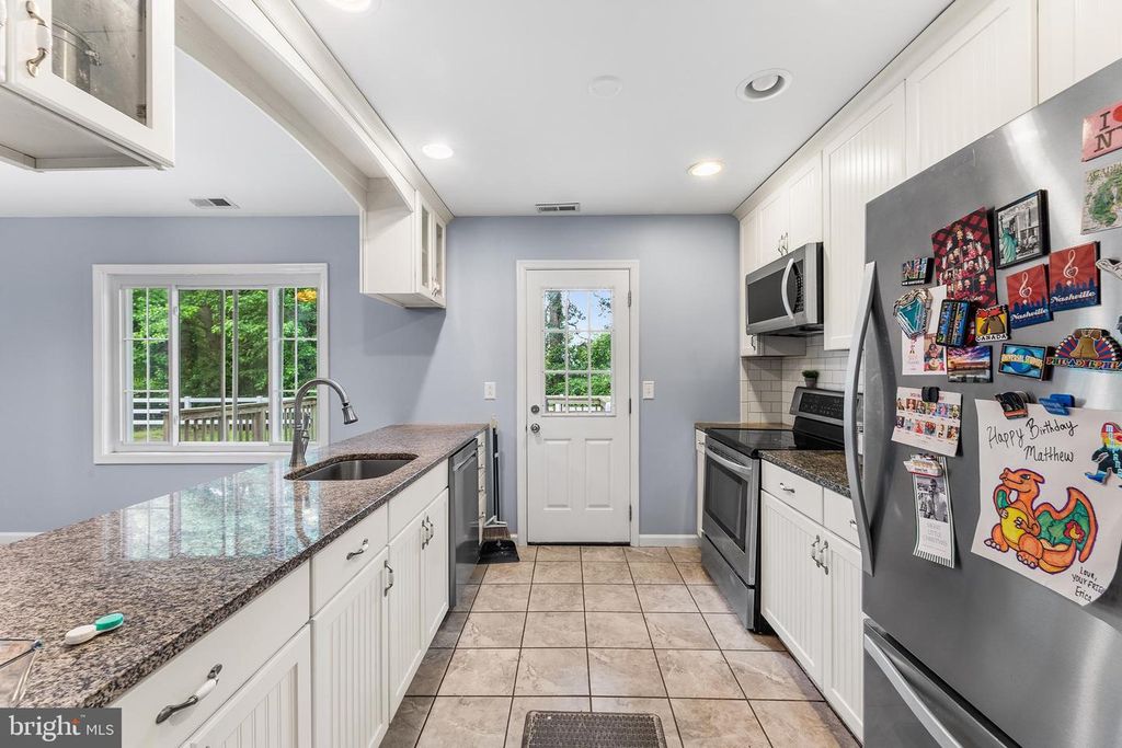 Image 10 of property listing at 107 TREQUASSIN DR, Stevensville, MD 21666