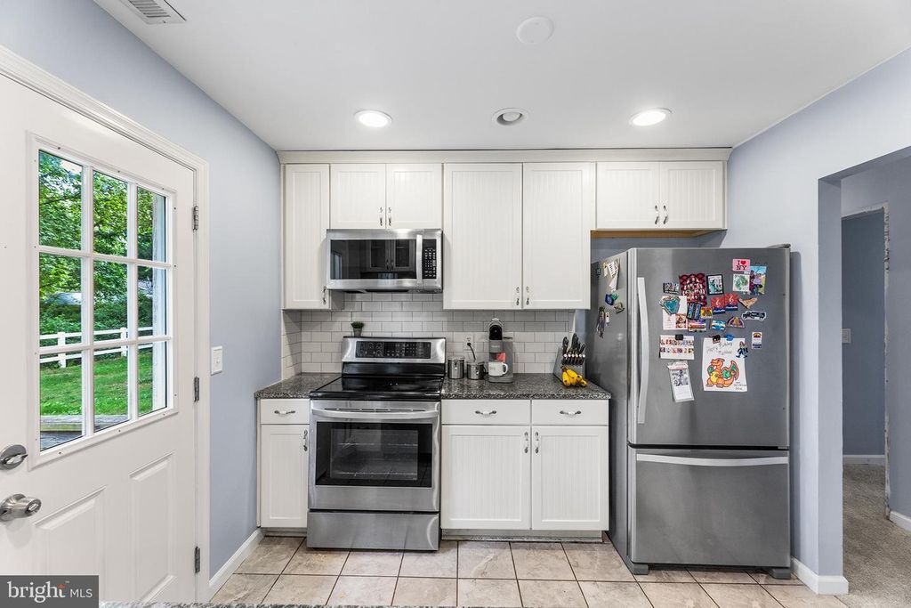 Image 12 of property listing at 107 TREQUASSIN DR, Stevensville, MD 21666