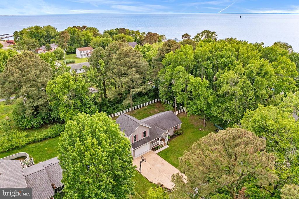 Image 3 of property listing at 107 TREQUASSIN DR, Stevensville, MD 21666