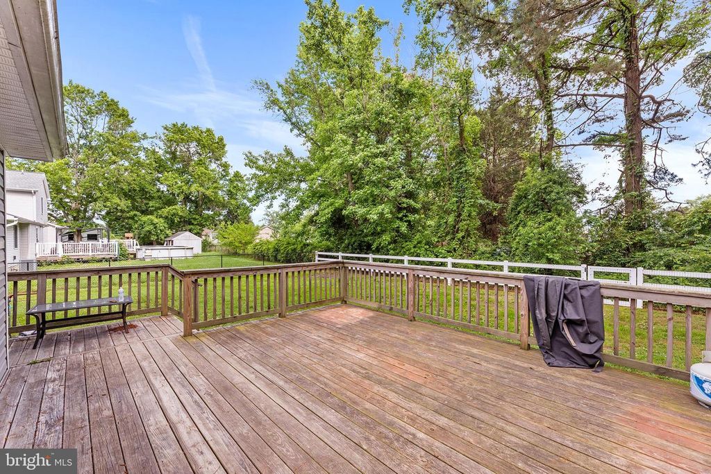 Image 24 of property listing at 107 TREQUASSIN DR, Stevensville, MD 21666