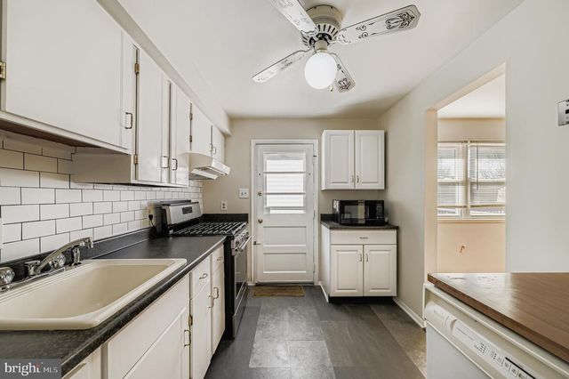 658 KINGSTON RD, Baltimore, MD 21220