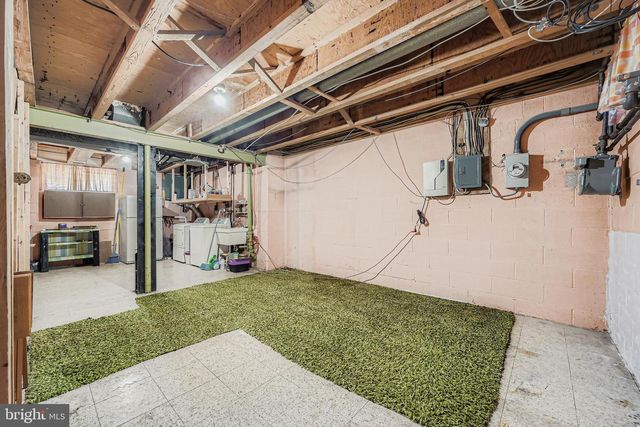 658 KINGSTON RD, Baltimore, MD 21220