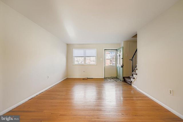 658 KINGSTON RD, Baltimore, MD 21220